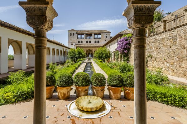 Cost of Courtyard Construction Service in Cave Creek